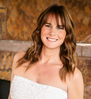 Lorraine Wing