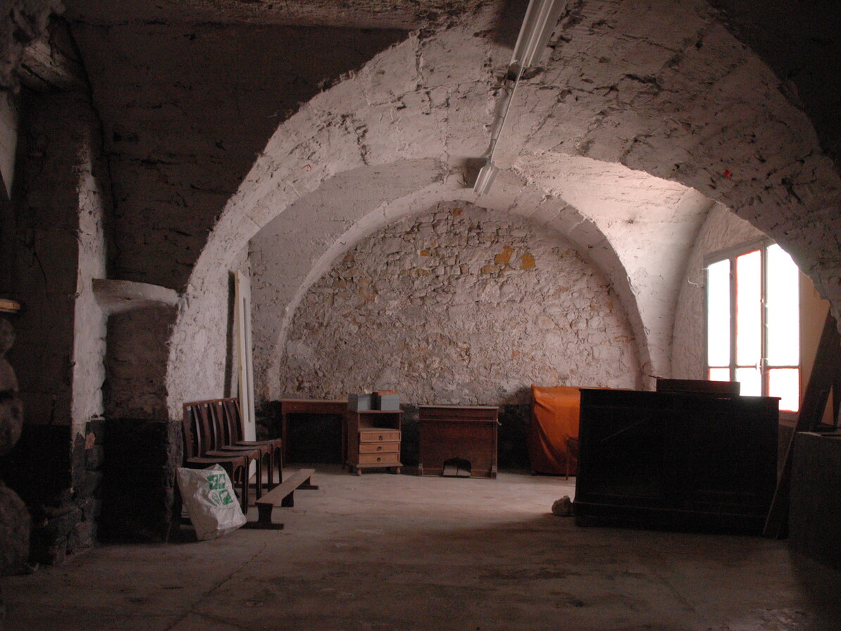 Bar avant