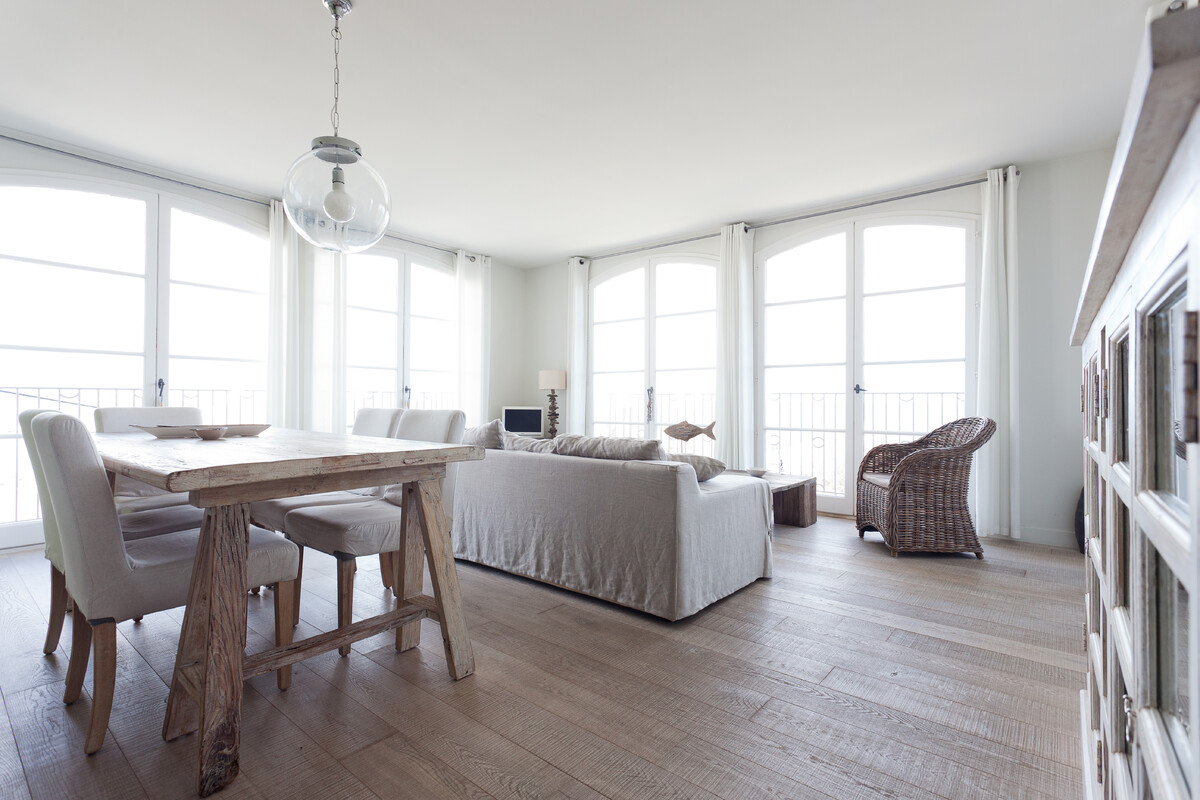 Salon rive gauche Marseillan